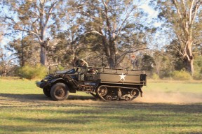 华体会登录-星群与孤月，当步行者终结篮网时，恩比德正独自接管季后赛的夜晚