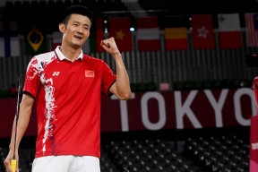 华体会app-包含英格兰羽毛球队鏖战印尼羽毛球队，谌龙爆发神勇的词条