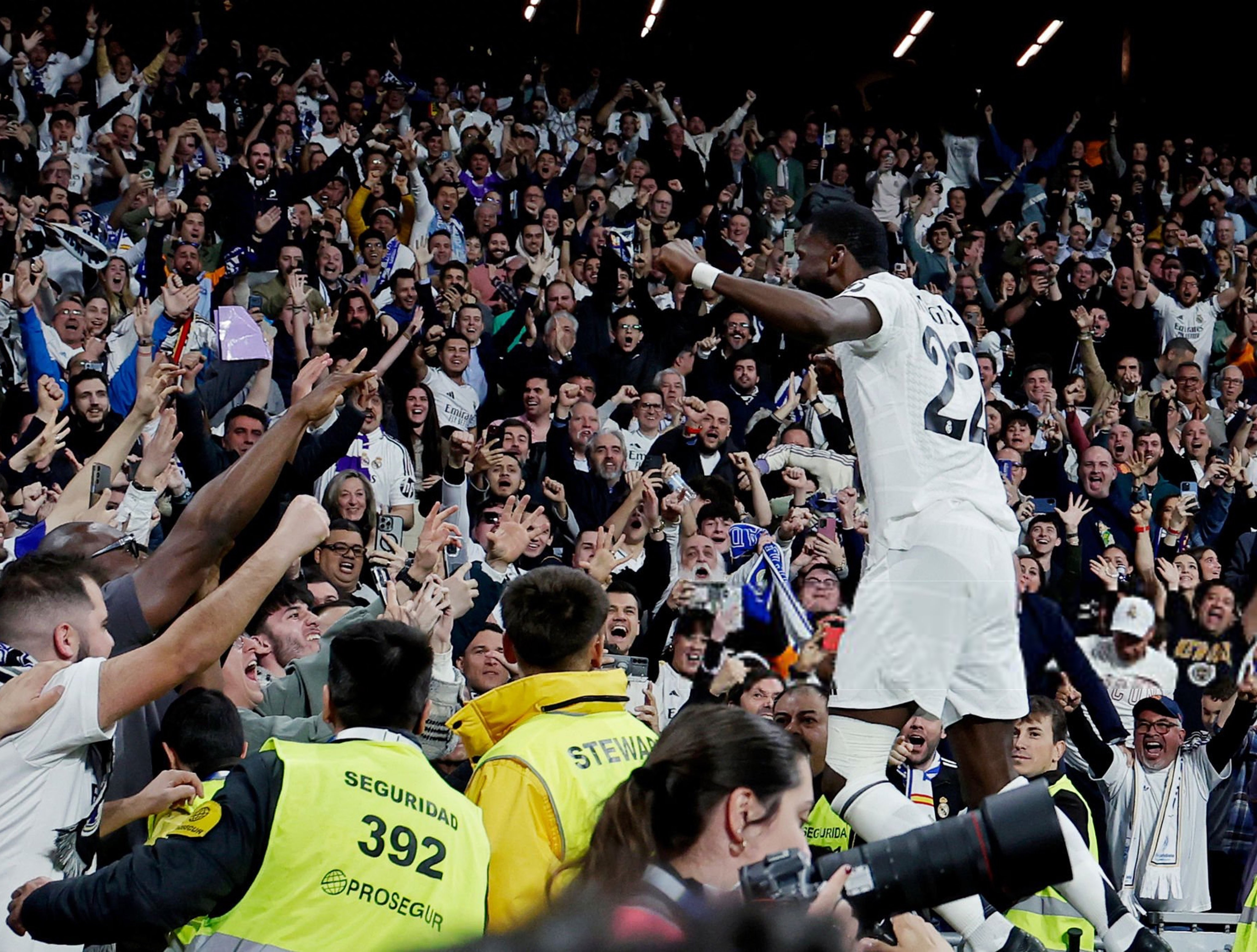 华体会官网-波尔图绝杀曼联,博格巴乌龙送礼西甲 第1张 华体会官网-波尔图绝杀曼联,博格巴乌龙送礼西甲 第1张