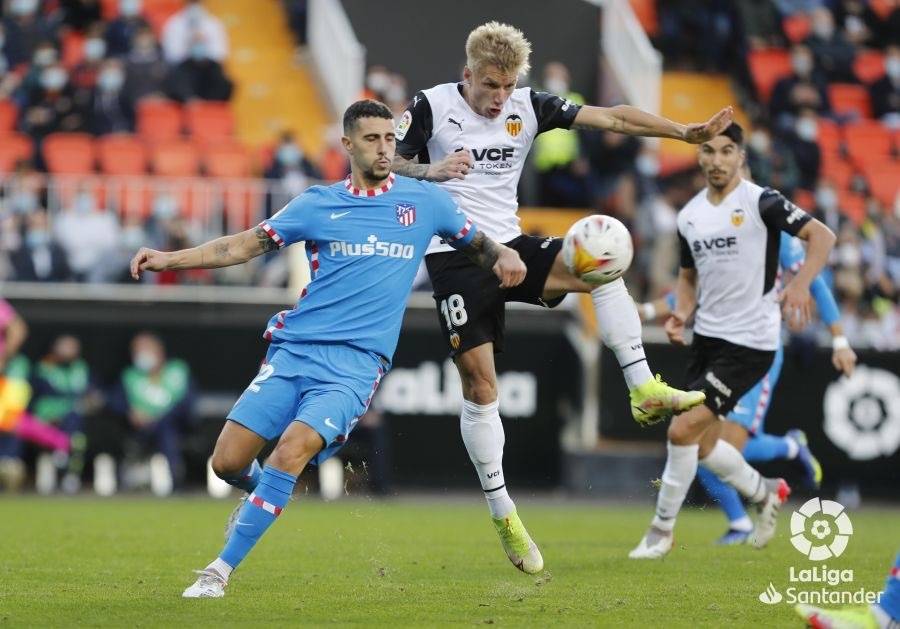 华体会-巴萨奏凯，继续领跑积分榜的简单介绍  第1张